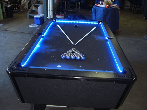 Spaced-Themed-LED-Table-4